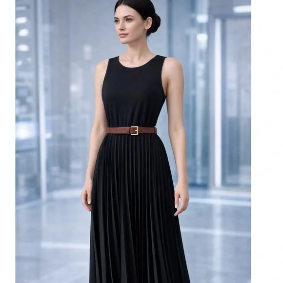 Classic Michael Kors pleated georgette Maxi Dress with Belt NWOT small - Picture 2 of 7